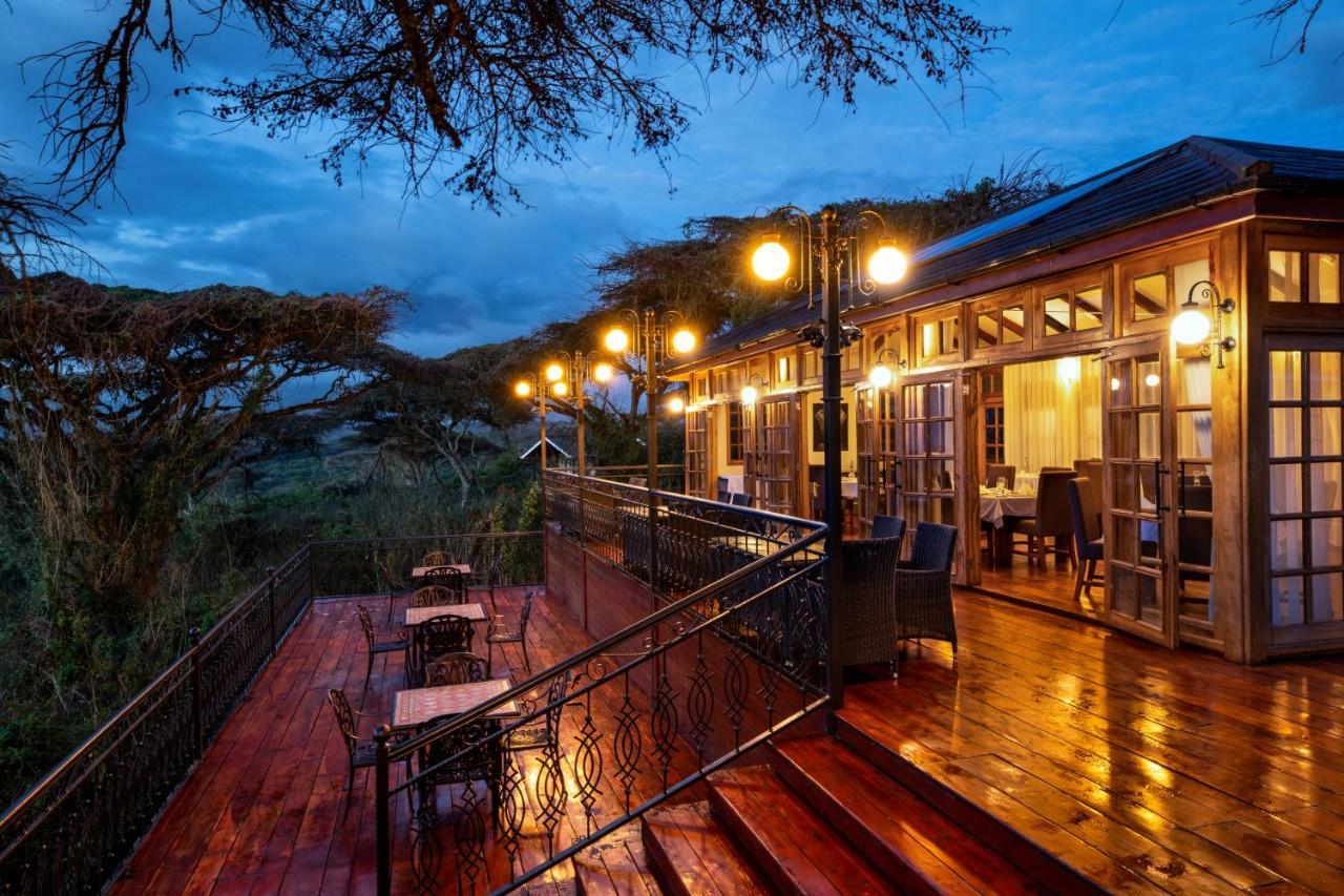 Lions Paw Ngorongoro Hotel Exterior photo